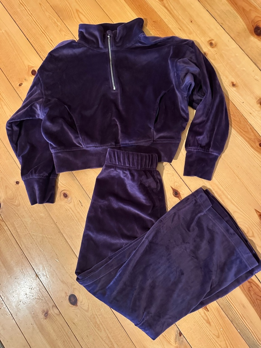 Girls Velour Lounge Set in Deep Purple